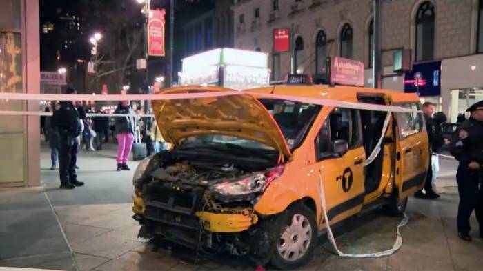 Multiple injured after taxi plows into pedestrians in New York City -  VIDEO 