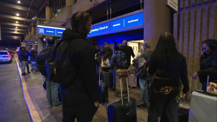 Gunshots reported at Phoenix's Sky Harbor Airport  -VIDEO 