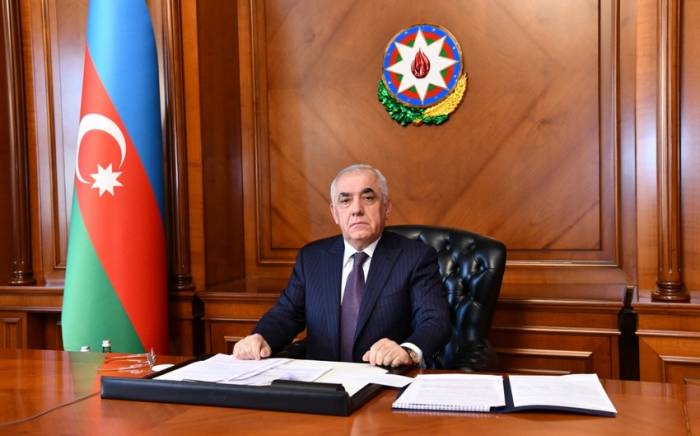 Azerbaijani, Kazakh prime ministers hold phone talk