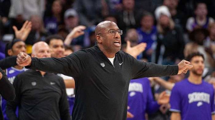 Sacramento Kings fire coach Mike Brown amid five-game losing streak