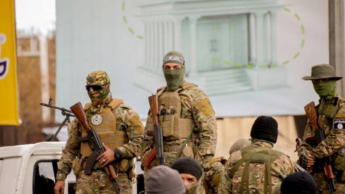 New Syrian authorities arrest 300 alleged Assad militias 