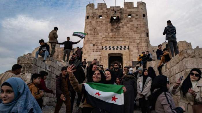 Israel targets Syria, escalates airstrikes on Gaza 