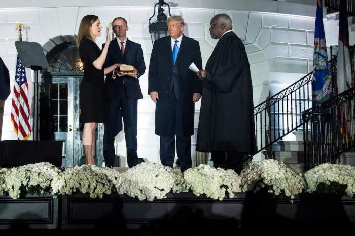 Trump’s election sparks fight over judicial retirements, new judgeships 