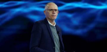 Stellantis CEO Carlos Tavares steps down