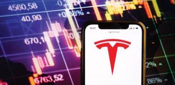 Tesla stock heads towards 400 for first time since 2022 