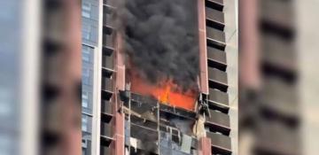 Powerful explosion rocks residential high-rise in China –  VIDEO 