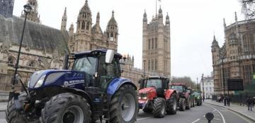Hundreds of tractors block London streets in protest against government’s inheritance tax