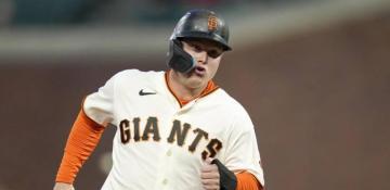 Texas Rangers agree to terms with free-agent Joc Pederson