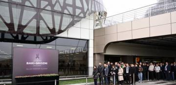 Heydar Aliyev Int’l Airport staff pays tribute to plane crash victims