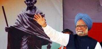 Former Indian PM dies dies at 92