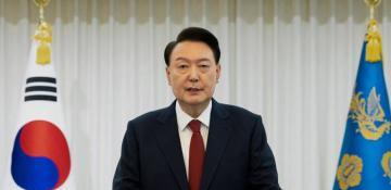 South Korean investigators push for arrest of impeached president over no-show 