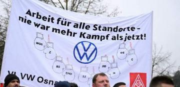 Volkswagen employees plan to begin a strike against layoffs in Germany