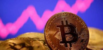 Bitcoin sets new record above $106,000 on Trump’s crypto proposal