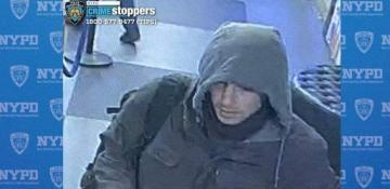 Police scour New York for suspect, two days after UnitedHealth executive gunned down 