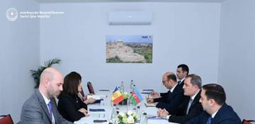 Azerbaijani and Andorran FMs discuss potential for bilateral cooperation 