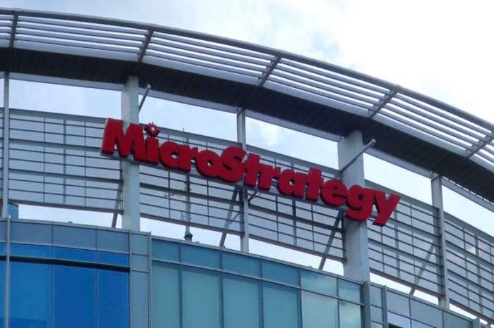 MicroStrategy wants to boost stock sale capacity to buy bitcoin 