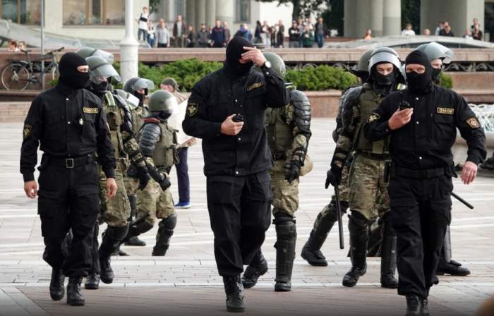 Expert does not rule out attempted coup in Belarus after US call