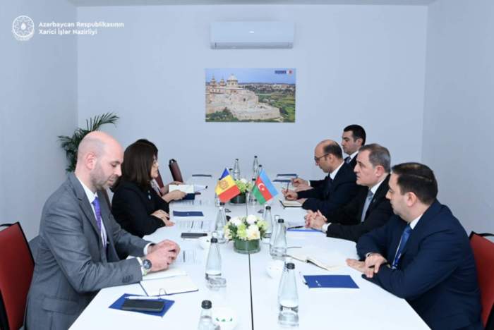 Azerbaijani and Andorran FMs discuss potential for bilateral cooperation 