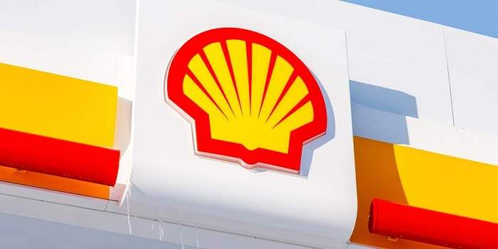 Shell Suspends Operations at Singapore Refinery