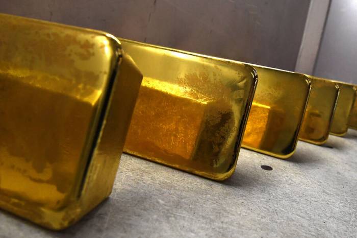 Gold price to hit $3k in 2025: Analysts predict