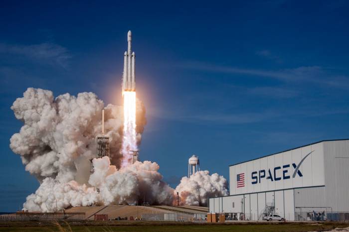 SpaceX gears up for seventh Starship orbital flight test 