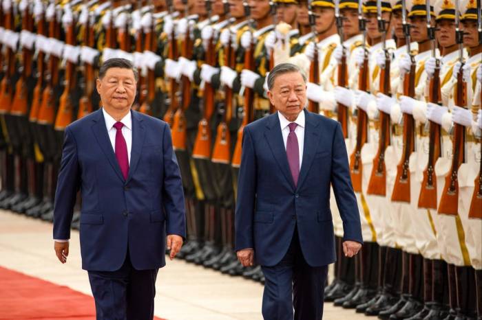 China and Vietnam strengthen political relations in high-level call 