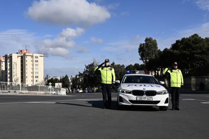 Azerbaijan observes moment of silence to honor 20 January martyrs