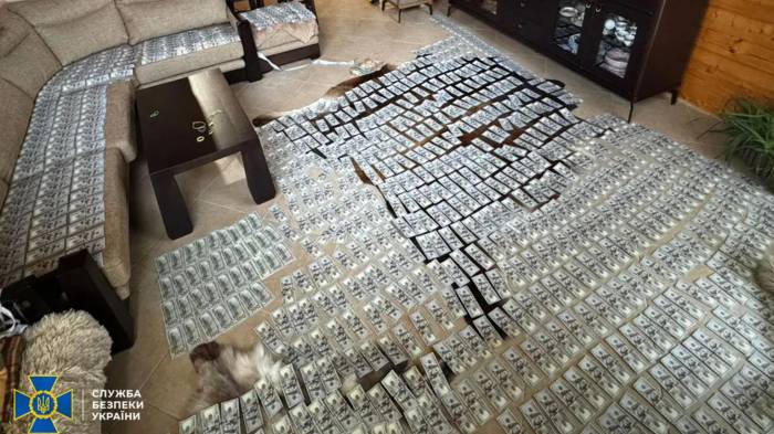 Ukrainian army chief psychiatrist detained on $1M corruption charge 