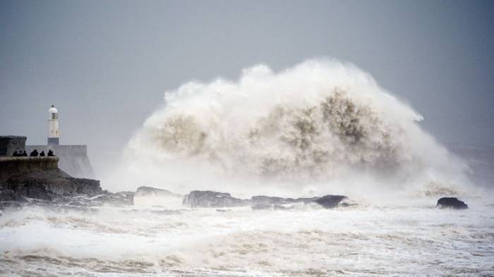 UK issues rare red alert for 'very strong' winds ahead of Storm Eowyn