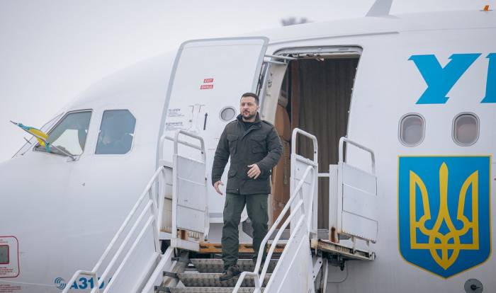 Ukraine’s Zelensky arrives in Poland