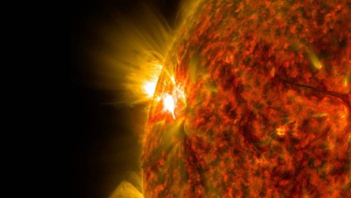 Solar flare erupts, impacting Earth’s ionosphere