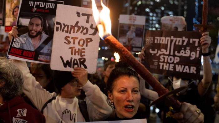 Israel's security cabinet approves Gaza ceasefire deal 