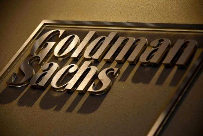 Goldman Sachs beats Q4 expectations, shares edge higher 