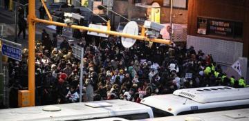 S. Korean authorities clash with presidential security in arrest attempt of impeached President Yoon