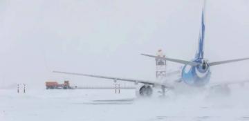 Snowfall causes flight delays at Kazakhstan’s Almaty airport 