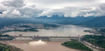 China's largest dam plan sparks concern in India and Bangladesh 