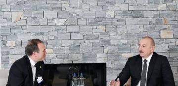 President Aliyev meets with president of US Congress of Christian Leaders in Davos