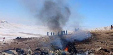 Military plane crashes in Iran