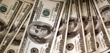 US dollar falls to one-month low after Trump remarks on China tariffs 