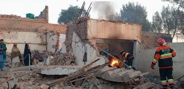 Gas tanker explosion in Pakistan kills six, injuries dozens