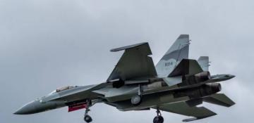 Iran purchases Su-35 fighters from Russia 