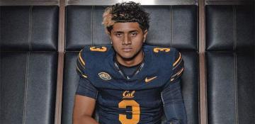 Oregon’s freshman quarterback Jaron Keawe Sagapolutele to enter transfer portal after signing