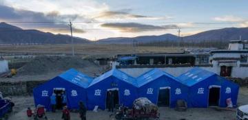 Financial services restored in quake-hit areas in Xizang 