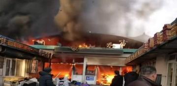 China market blaze kills eight, 15 hurt - VIDEO