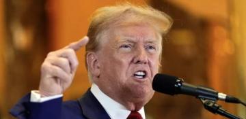 Trump blames soldier for crash, saying: 'You can stop a helicopter very quickly'