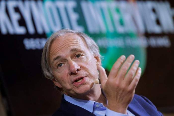 Wall St’s AI bubble resembles run-up to dotcom crash, Ray Dalio tells FT 