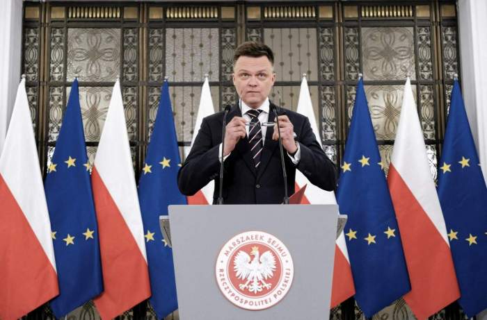 Poland schedules presidential election for May 18 