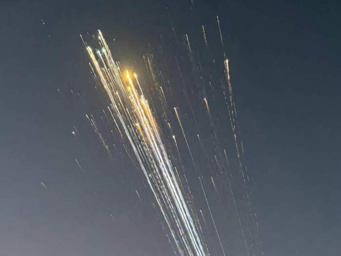 US grounds SpaceX's Starship following mid-air explosion 