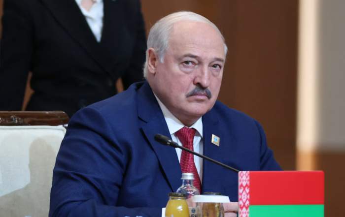 Exit Poll: Lukashenko wins elections with 87.6% of votes 