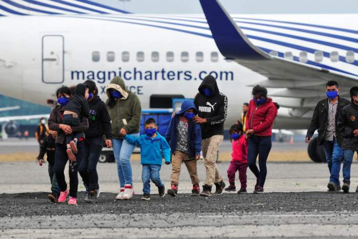 Trump promises retaliation after Colombia refuses U.S. military-supported deportation flights